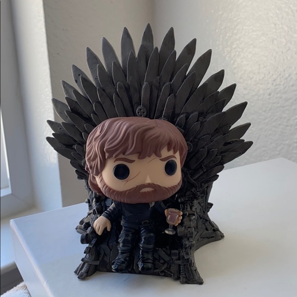 funko pop tyrion iron throne